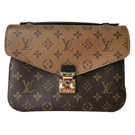 borsa metis louis vuitton|LV Pochette Metis: Luxury Monogram Handbag .